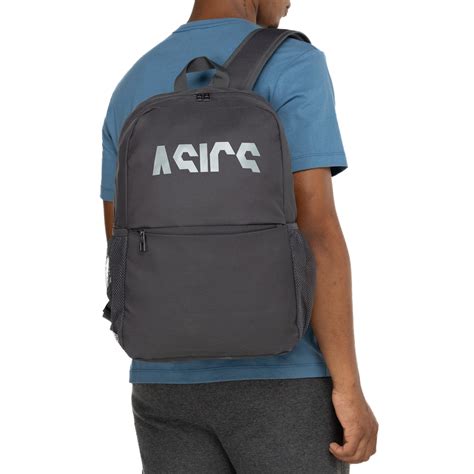 mochila asics básica